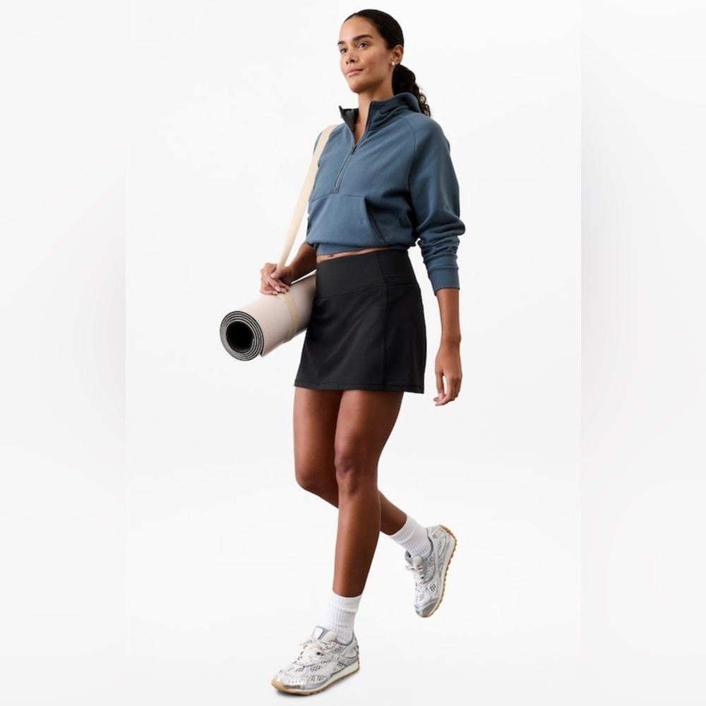 NWT Salutation Stash 14 1/2” Black Skort Size Large.